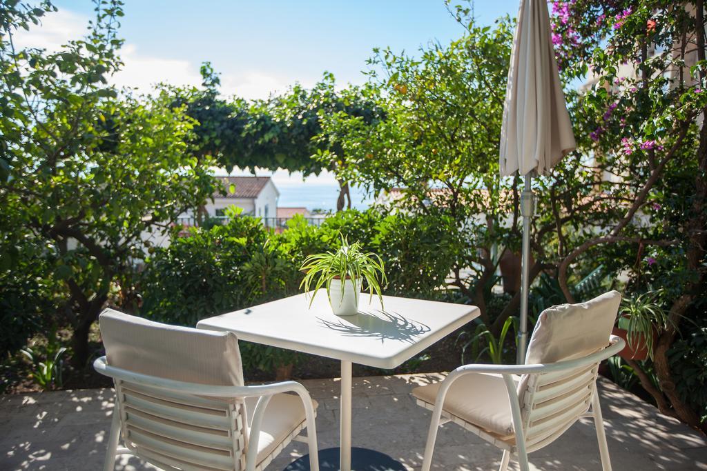 Villa Rosa Makarska Rom bilde